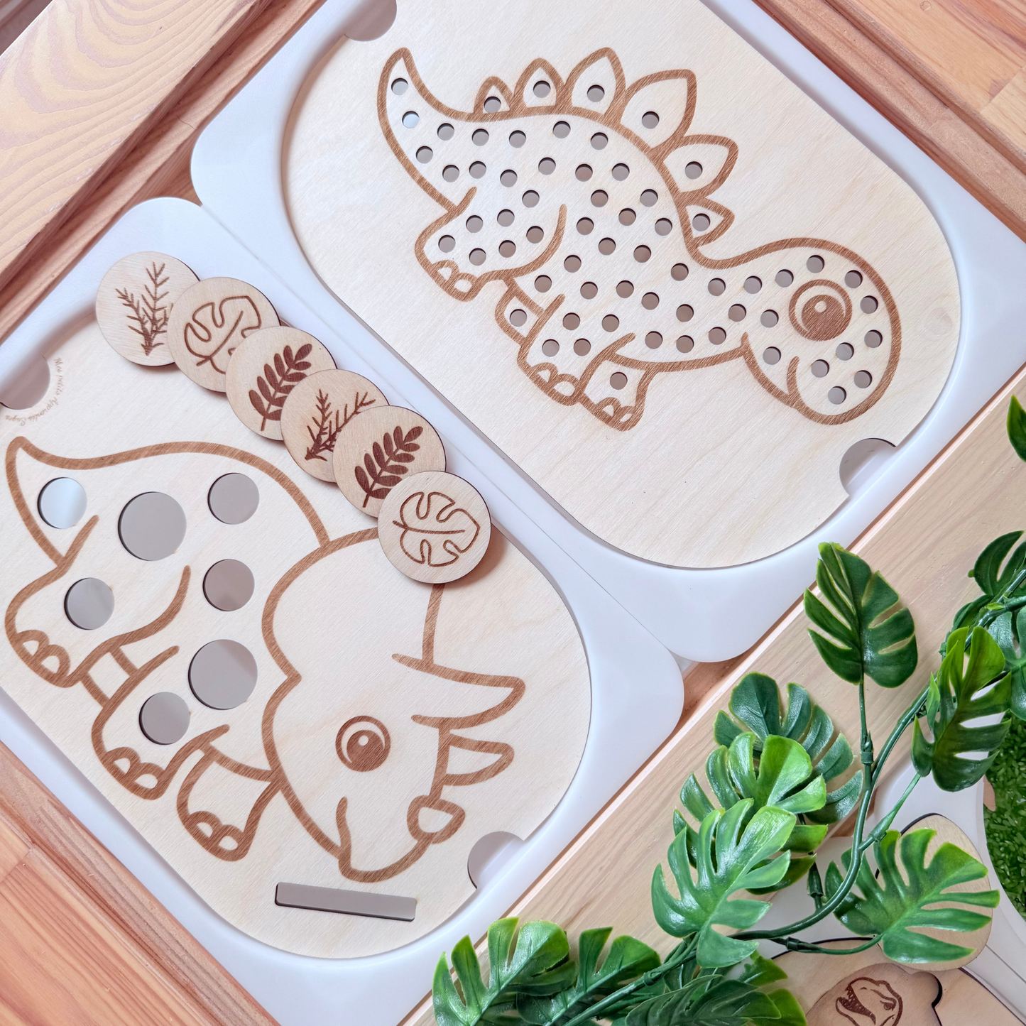 Petit insert en bois TROFAST Dinosaure à trous