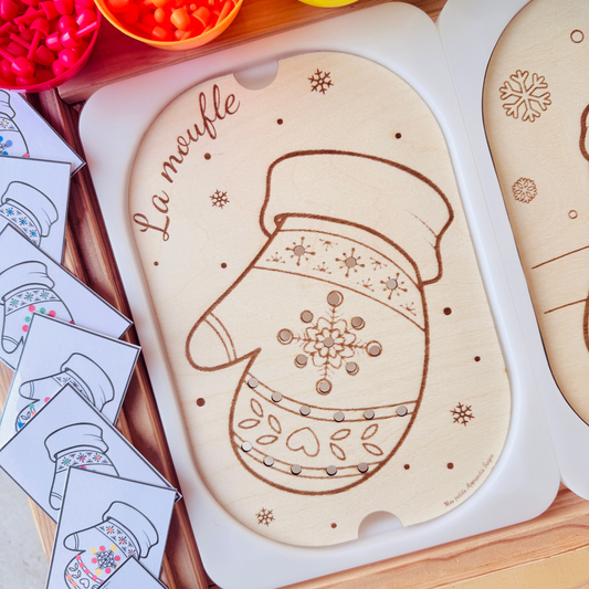 Petit insert en bois TROFAST à trous La moufle