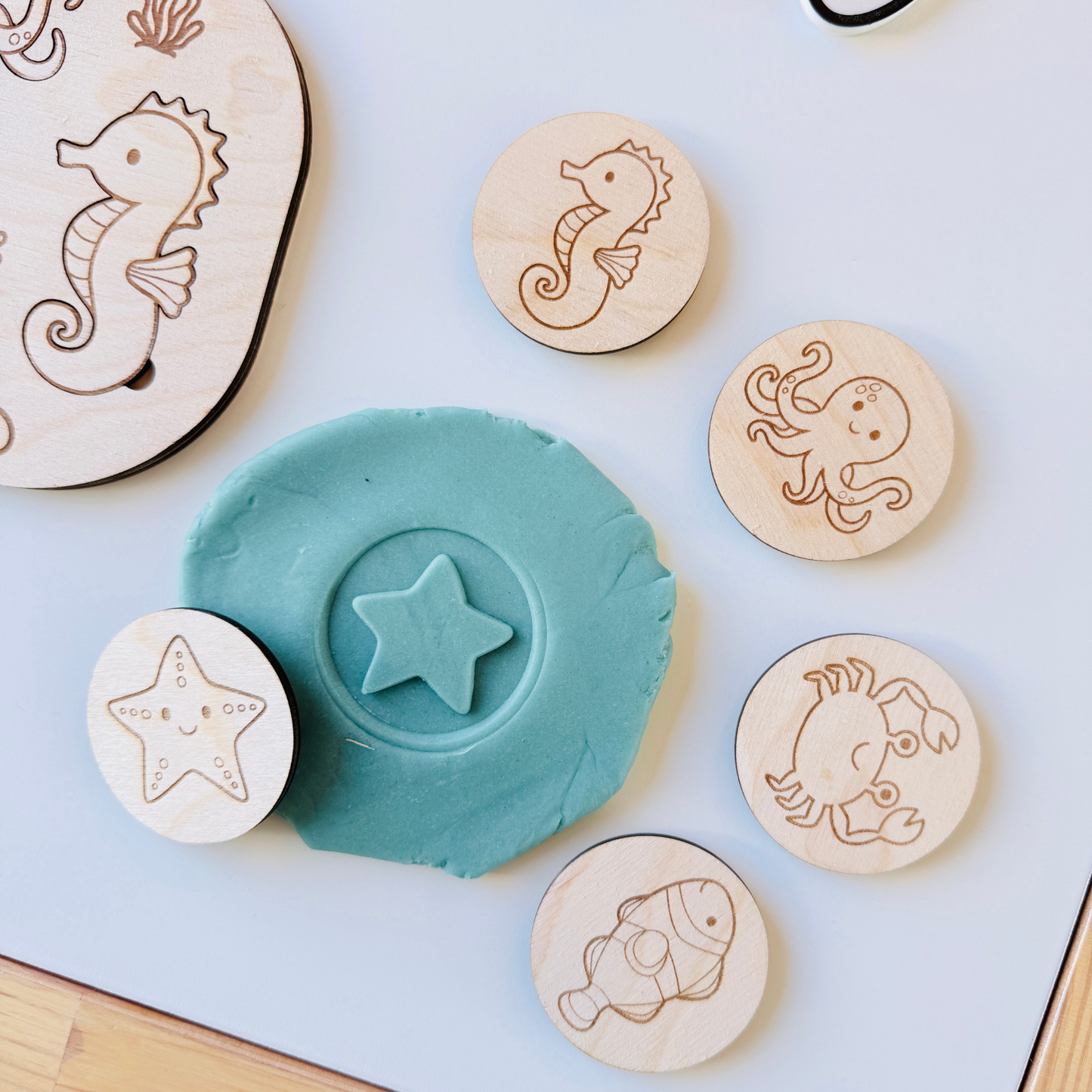 Le pack indispensable pour voyager sereinement avec un enfant dès 2 ans