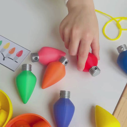 Ampoules de Noël à enfiler avec modèles PDF – Motricité fine