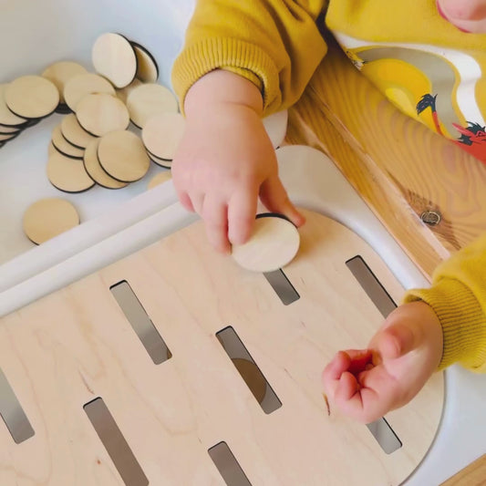 Petit insert en bois TROFAST à fentes avec jetons à insérer