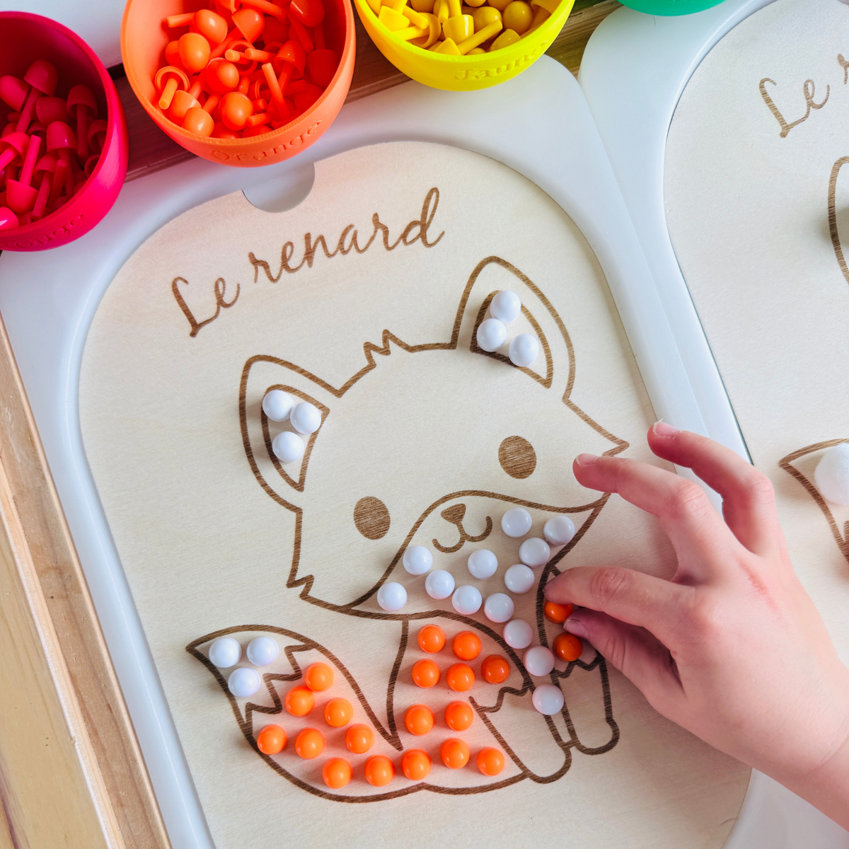 Petit insert en bois TROFAST Le renard – Activité picots